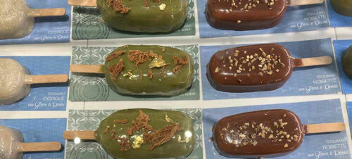 esquimaux-géants-une-glace-a-paris